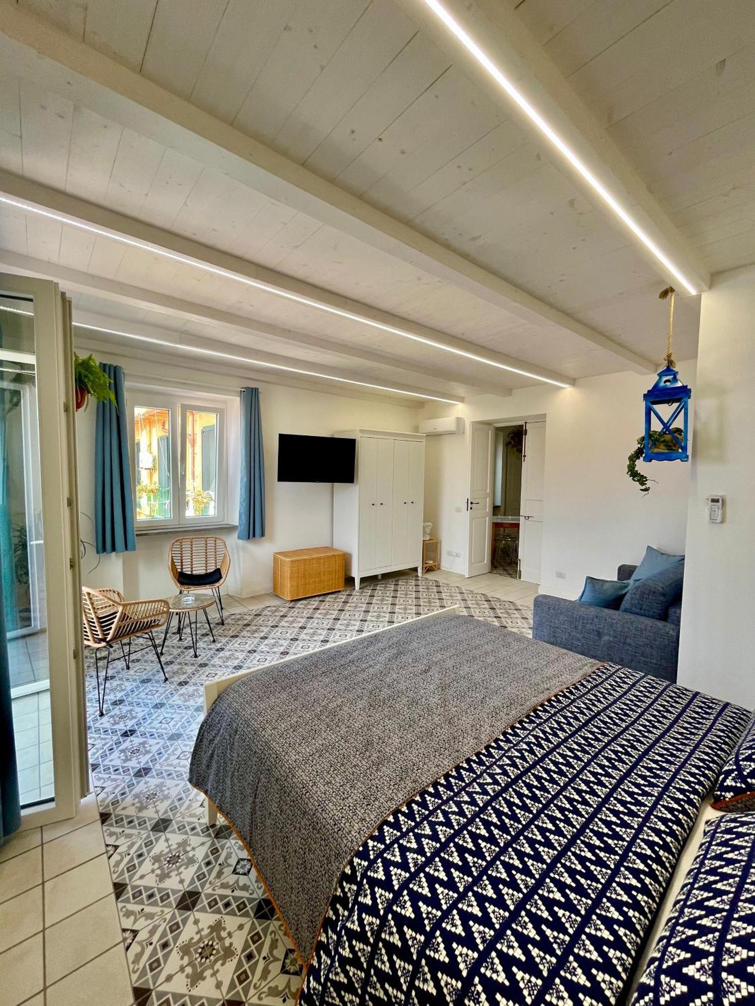 Casa Vacanze Penelope 피조 외부 사진