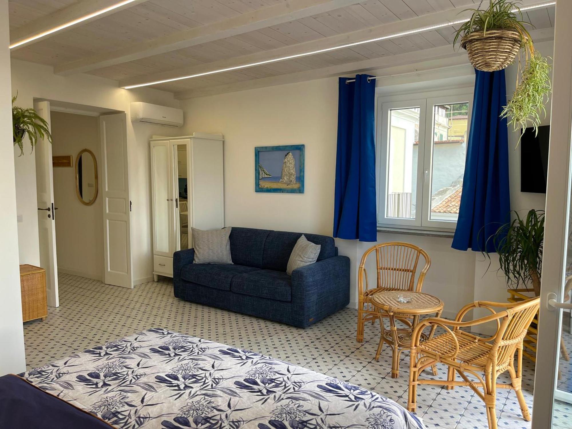 Casa Vacanze Penelope 피조 외부 사진